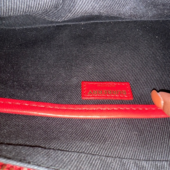 ♥️‼️Burberry Lola Small Quilted Shoulder Bag in color red! - Picture 7 of 9